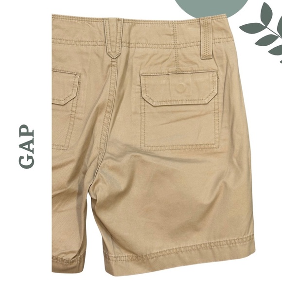 🛍️3/$40 GAP Women’s Classic Khaki Chino Shorts | Mid Rise Cotton Stretch Size 8 - Picture 4 of 6